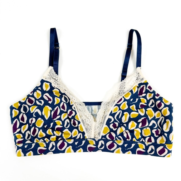 WonderKnit™ Triangle Bralette - Picture 2 of 4